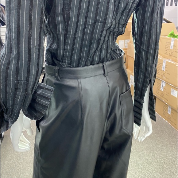 Maska 3/4 Pleather Wide Leg Dress Pant - Picture 2 of 3